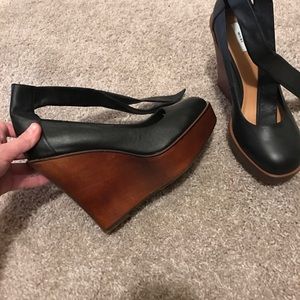 Urban Outfitters Wedges